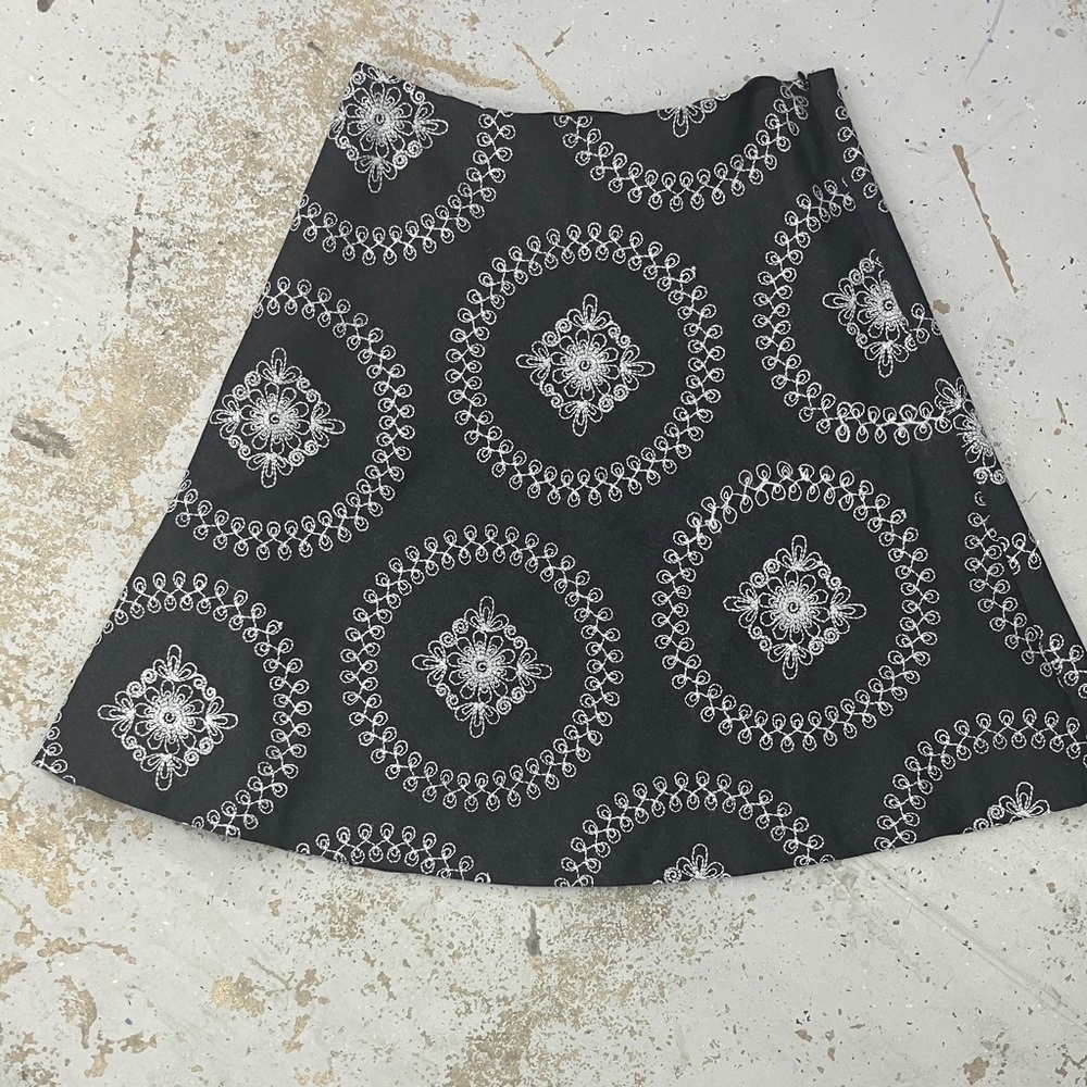 Gray Beth Bowley Embroidered Wool Skirt-4